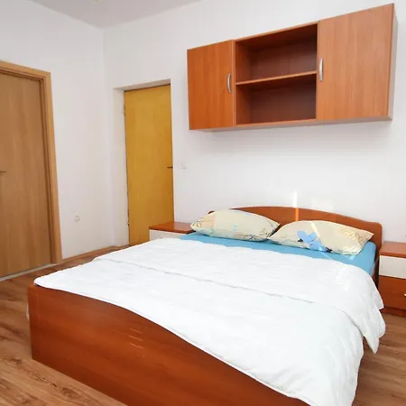 Mrljane 319a Apartament